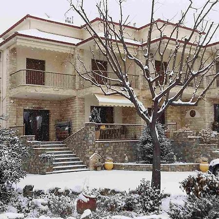 Hotel Philippion Káto Loutrákion Екстериор снимка