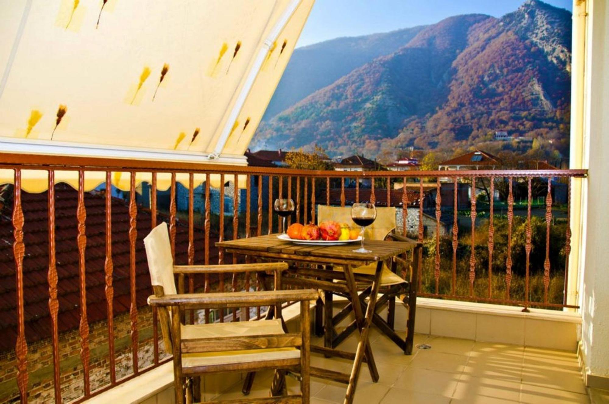Hotel Philippion Káto Loutrákion Екстериор снимка