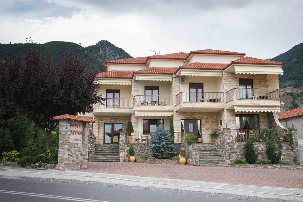 Hotel Philippion Káto Loutrákion Екстериор снимка