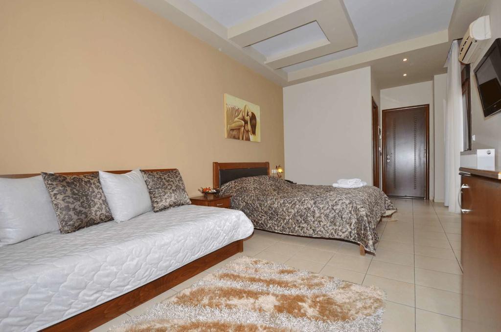 Hotel Philippion Káto Loutrákion Екстериор снимка