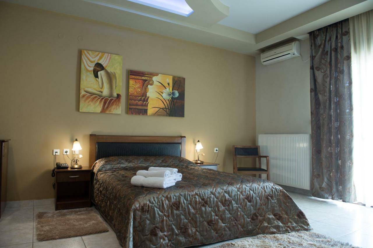 Hotel Philippion Káto Loutrákion Екстериор снимка